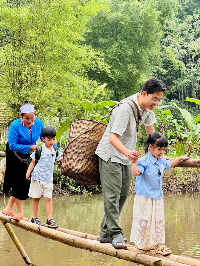 "Cha con vạn dặm" mùa 2: Những nhân vật bố con đầu tiên lộ diện- Ảnh 3. "Cha con vạn dặm" mùa 2: Những nhân vật bố con đầu tiên lộ diện- Ảnh 3.