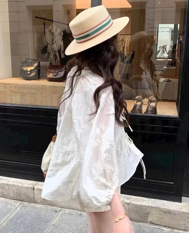 Lạ đời "bạch nguyệt quang Trung Quốc": Càng mặc đơn giản càng chuốc say người nhìn- Ảnh 25.
