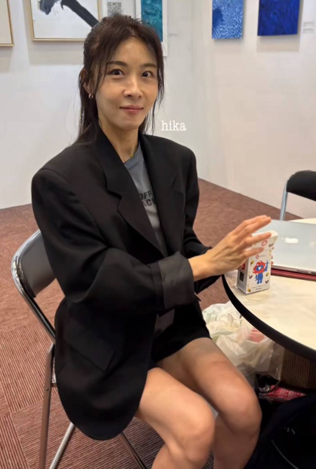 Nhan sắc gây sốc tột độ của Ha Ji Won, nhìn sang ảnh tự đăng mà không biết đâu là thật- Ảnh 5.