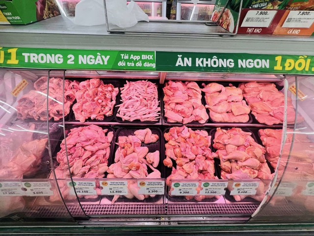 Siêu thị Việt cho khách mua thịt heo ăn không ngon được 1 đổi 1- Ảnh 2.