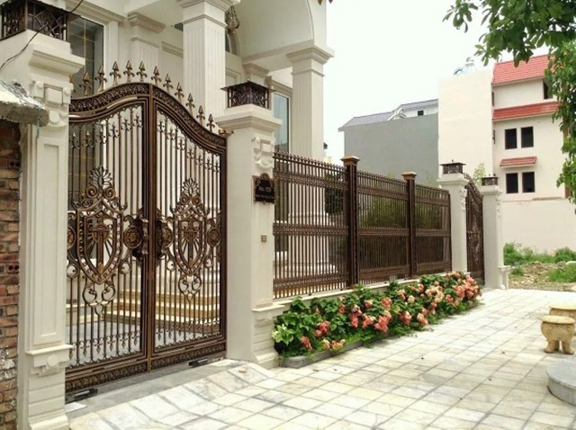 Tổ tiên nhắc: Cổng cao hơn nhà là "phá phong thủy", lộc lá đội nón ra đi, vận khí tuột dốc không phanh- Ảnh 2.