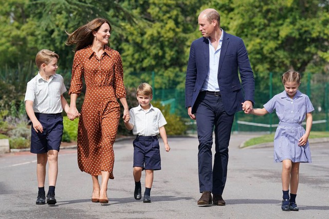 Hoàng tử George và Công chúa Charlotte háo hức đếm ngược tới kỳ nghỉ hè- Ảnh 2. Hoàng tử George và Công chúa Charlotte háo hức đếm ngược tới kỳ nghỉ hè- Ảnh 2.