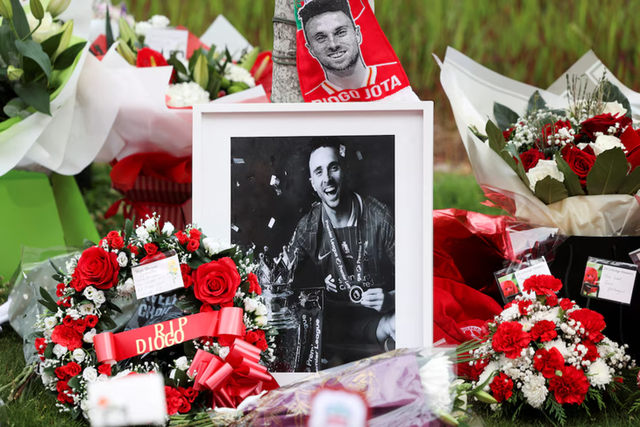 Rộ tin Liverpool cắt hợp đồng với Diogo Jota, sự thật là gì?- Ảnh 1. Rộ tin Liverpool cắt hợp đồng với Diogo Jota, sự thật là gì?- Ảnh 1.