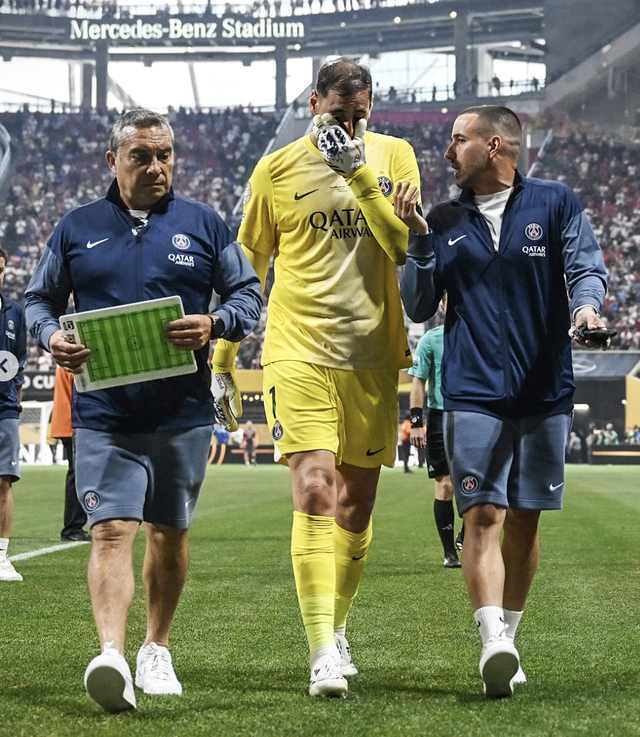 Musiala chấn thương rợn người, Donnarumma bật khóc xin lỗi- Ảnh 6.