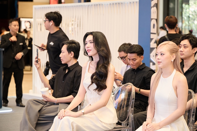 “Gương mặt mới” trong giới rich kid: Con gái Hoa hậu Thu Hoài hiếm hoi lộ diện, nhan sắc gây trầm trồ- Ảnh 7.
