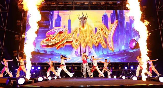 Chuyện gì đang diễn ra? Các thương hiệu gà rán, cà phê đồng loạt chi tiền khủng để làm concert- Ảnh 13.