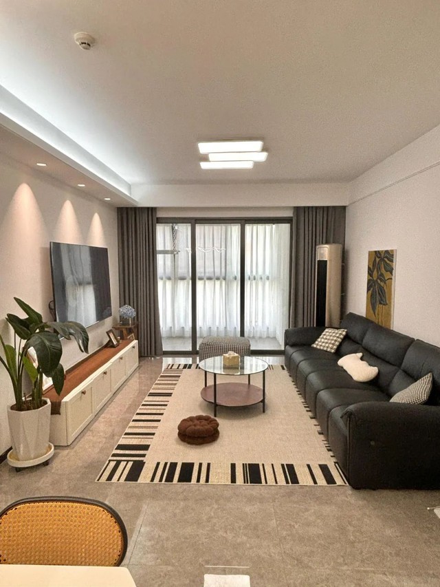 Có tiền cũng né gấp 6 thứ ở phòng khách: Vừa bí bách, vừa vô dụng- Ảnh 6. Có tiền cũng né gấp 6 thứ ở phòng khách: Vừa bí bách, vừa vô dụng- Ảnh 6.