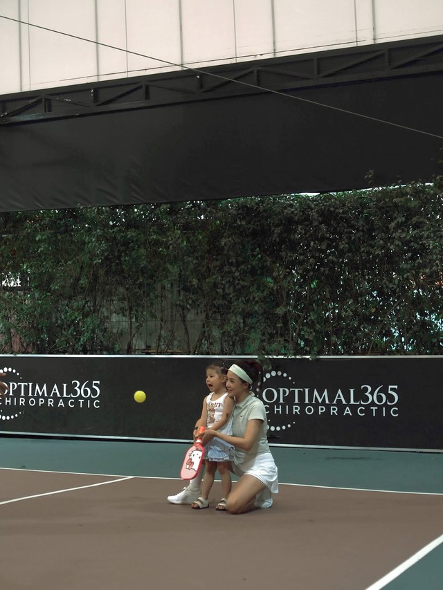 Hot quá, "Pam iu ơi" cũng chơi Pickleball rồi đây: Visual cưng xỉu, dân tình phát sốt- Ảnh 1.
