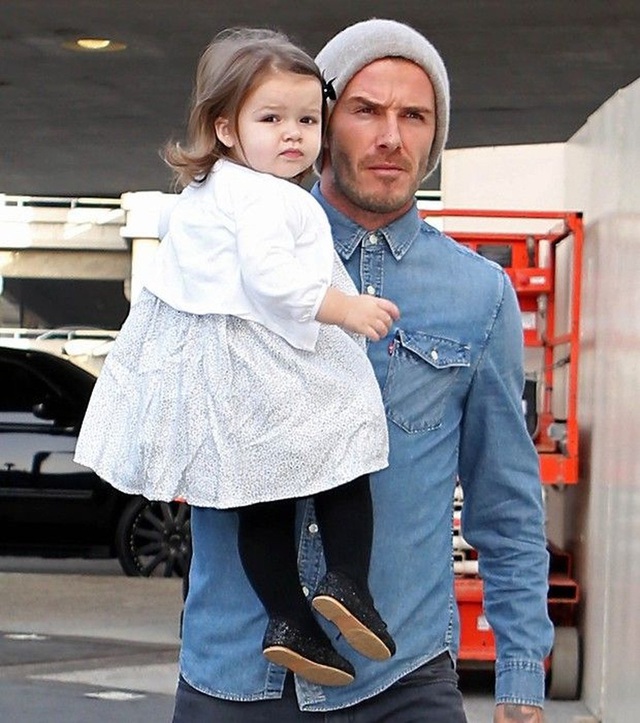 Ngắm tiểu thư Harper Beckham ngày nhỏ đáng yêu như thiên thần giờ hóa thiếu nữ phổng phao khiến ai cũng trầm trồ- Ảnh 6.