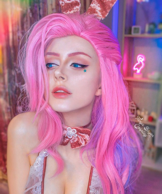"Rửa mắt" với loạt ảnh cosplay đỉnh cao của hot girl sở hữu gần 1 triệu follow- Ảnh 8.