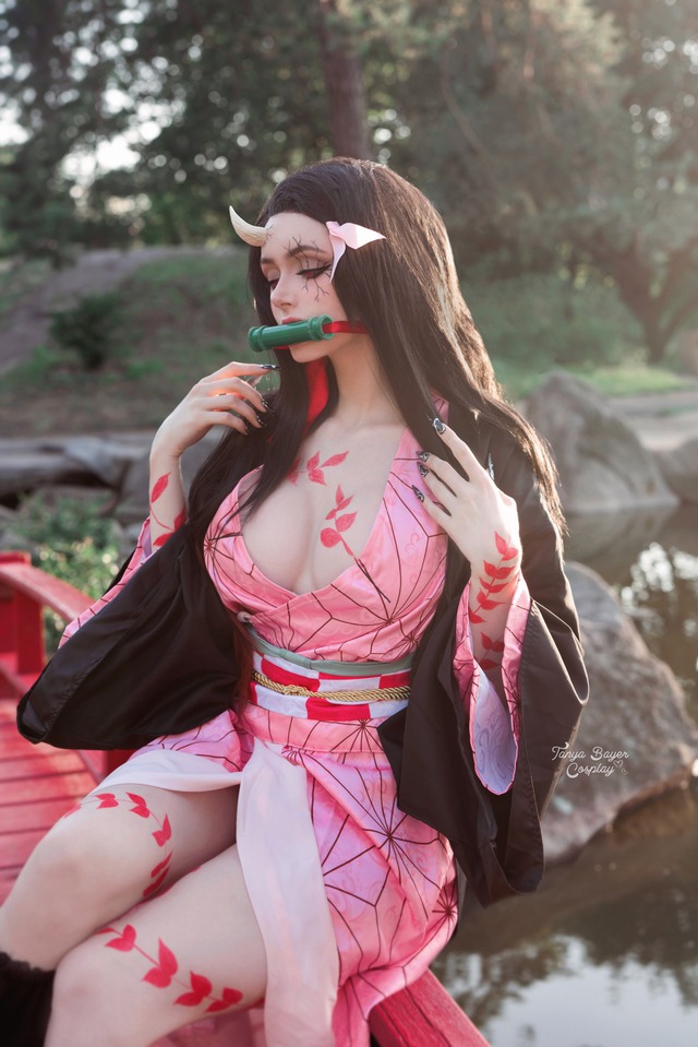 "Rửa mắt" với loạt ảnh cosplay đỉnh cao của hot girl sở hữu gần 1 triệu follow- Ảnh 1.