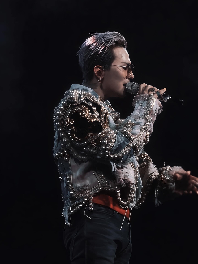 Thông điệp đáng sợ ở concert G-Dragon khiến dân tình nổi điên- Ảnh 3.