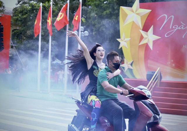 Thiếu tá Lê Thị Mai Ly trong vai Thiếu tá Lê Thị Mai Ly trong vai