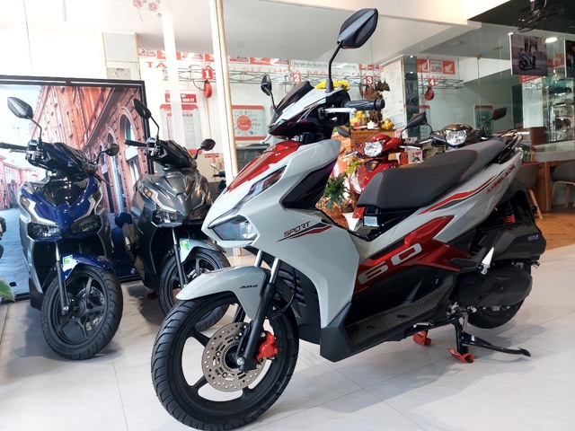 Bảng giá xe máy Honda Air Blade mới nhất tháng 8/2025- Ảnh 2. Bảng giá xe máy Honda Air Blade mới nhất tháng 8/2025- Ảnh 2.