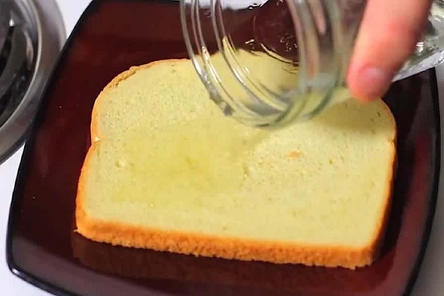Người thông minh để 1 lát bánh mì vào thùng rác, tôi làm theo và bất ngờ với điều xảy ra- Ảnh 1.