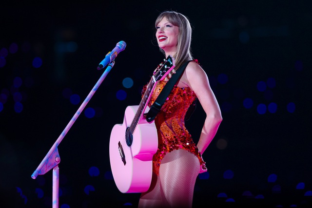 Bức ảnh màu cam của Taylor Swift khiến cả thế giới chấn động- Ảnh 5.