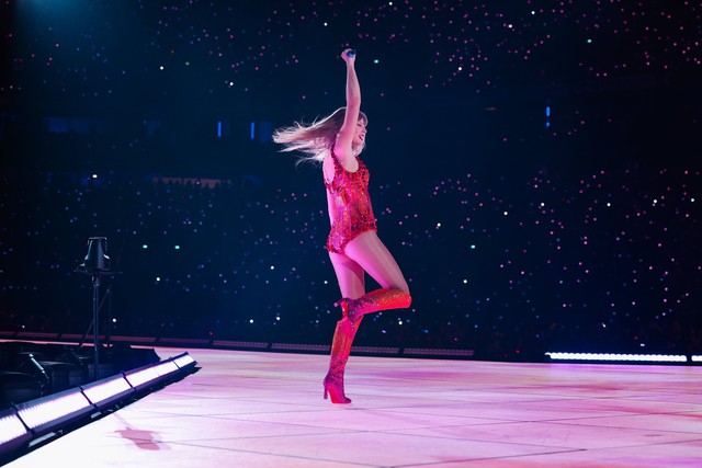 Bức ảnh màu cam của Taylor Swift khiến cả thế giới chấn động- Ảnh 6.