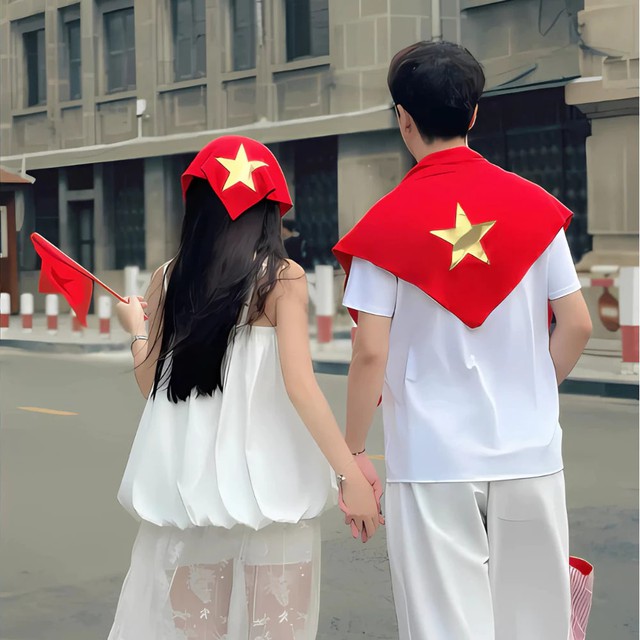 Cờ Tổ quốc, áo in hình sao vàng... "sốt" mọi sàn TMĐT: Chốt đơn là cách nói lời yêu Việt Nam!- Ảnh 18.