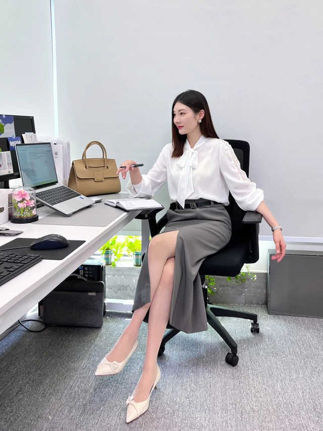 6 nguyên tắc vàng giúp phụ nữ công sở tự tin tiến xa trong sự nghiệp- Ảnh 1.