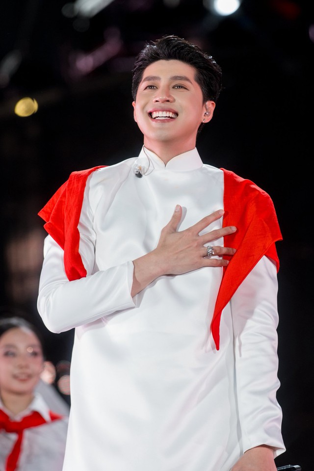 Không cần thi 2 show Anh Trai vẫn hot- Ảnh 9.