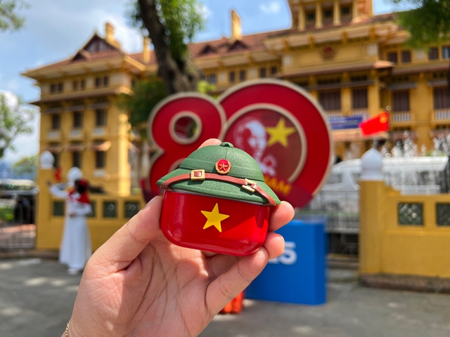 Viettel Store khởi động  chương trình “Tự hào yêu nước” mừng 80 năm Quốc khánh 2/9- Ảnh 1.