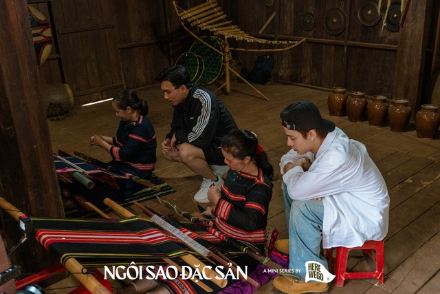 Xách balo về Gia Lai đại ngàn: Ăn phở 2 tô, ngắm rừng thông trăm tuổi và đắm mình trong sắc xanh đồi chè- Ảnh 11.