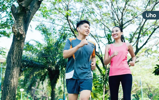 Đốt cháy mỡ hiệu quả hơn đi bộ nhanh! Phương pháp "ĐI BỘ 666" có thể giảm cân chỉ với 3 bước đơn giản- Ảnh 1.