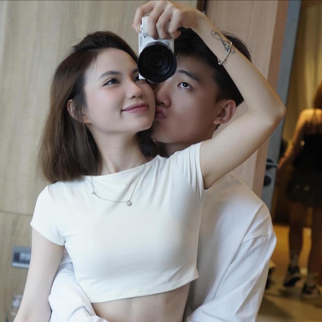 Nam tuyển thủ bị phá bĩnh khi đang khoe cảnh tình tứ với bạn gái, danh tính "kẻ phá đám" khiến ai cũng ngỡ ngàng!- Ảnh 5.