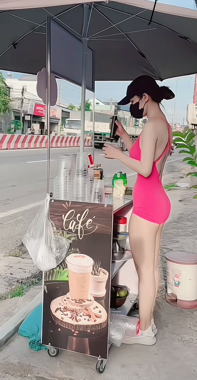 "Hot girl bán cafe" phản ứng trước bàn tán, tự tin "flex" body cực gắt trong phòng gym- Ảnh 2.