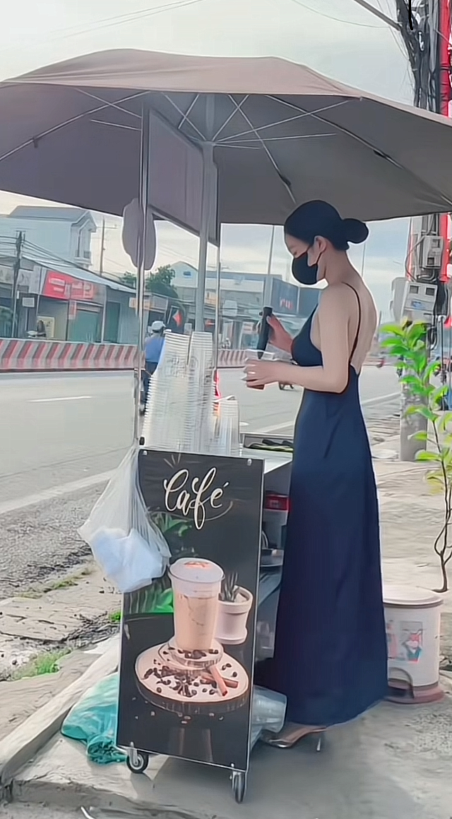 "Hot girl bán cafe" phản ứng trước bàn tán, tự tin "flex" body cực gắt trong phòng gym- Ảnh 3.