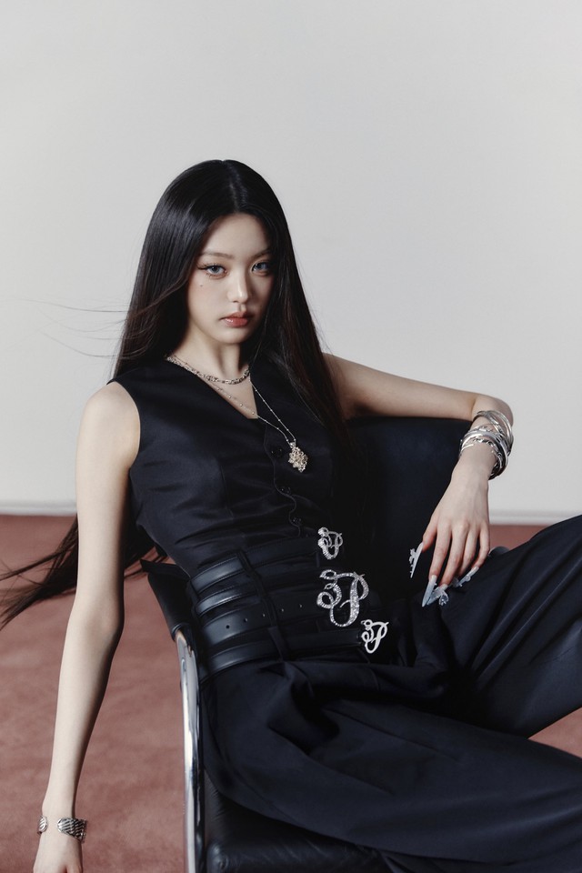 Công chúa Kpop hết được thiên vị, ngày càng “xấu lạ”?- Ảnh 9.