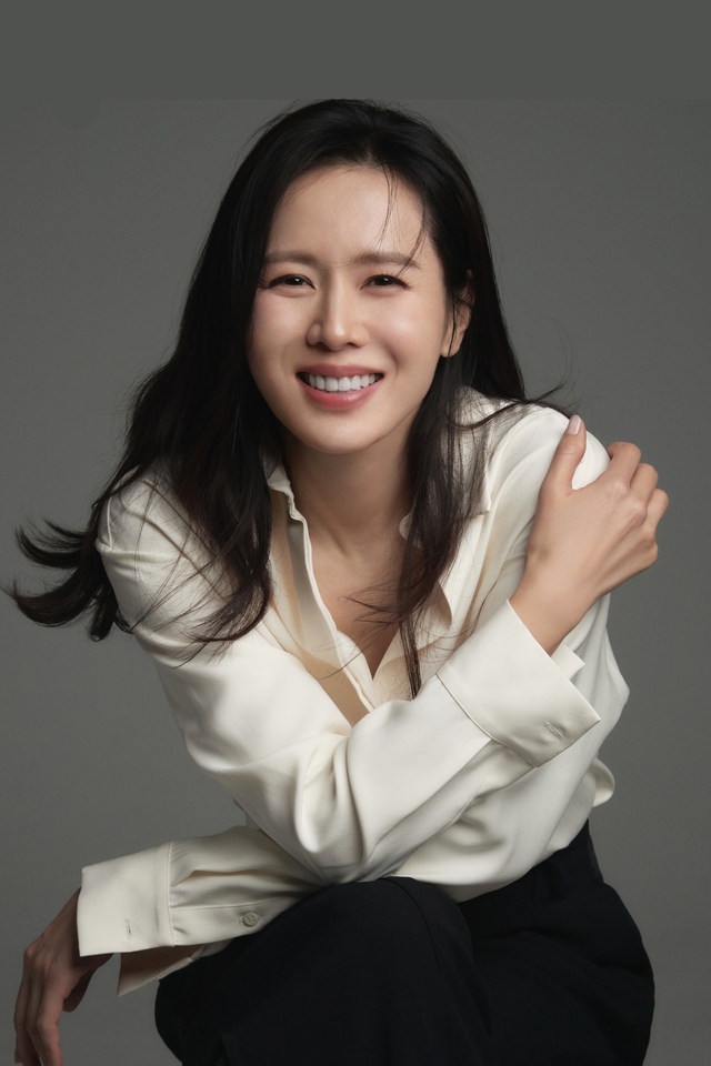 Tứ đại mỹ nhân Hàn hiện tại: Song Hye Kyo vẫn độc thân, Jeon Ji Hyun đi làm nuôi chồng- Ảnh 4.