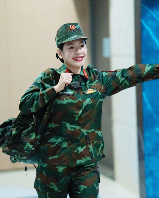 Hoà Minzy, Độ Mixi và dàn sao "xanh mặt" với 1 hành động 3 giây của Chi Pu ở Sao Nhập Ngũ!- Ảnh 7.