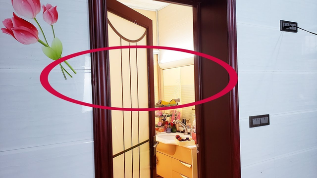 Nên mở hay đóng cửa nhà vệ sinh khi không dùng?- Ảnh 1.