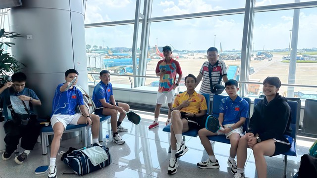 Đoàn Pickleball Việt Nam bị PPA Tour Asia thu hết vợt để làm điều này- Ảnh 1. Đoàn Pickleball Việt Nam bị PPA Tour Asia thu hết vợt để làm điều này- Ảnh 1.