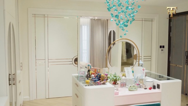 4 sao Việt có nhà trăm tỷ: Hà Anh Tuấn giàu không chối cãi, Hoa Hậu Việt Nam sống sang đến nỗi tưởng hư cấu- Ảnh 22.