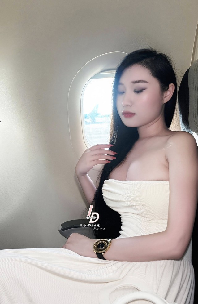 "Bỏng mắt" với loạt ảnh đời thường của hot gymer 1,4 triệu fan, dân mạng phát "sốt" với số đo 3 vòng chuẩn chỉnh- Ảnh 8.
