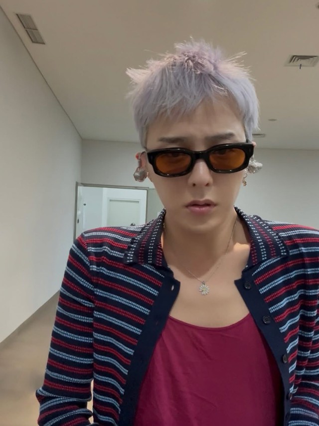 G-Dragon lộ nửa thân dưới một cách hớ hênh, 100 nghìn lượt xem cười cợt- Ảnh 3.