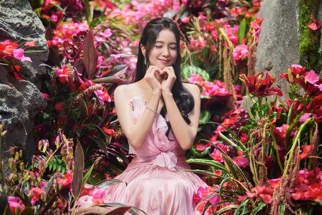 Tổ đội sáng tạo chất nhất Vbiz làm MV cho Jisoo (BLACKPINK), Việt Nam vươn mình chính là đây!- Ảnh 5.
