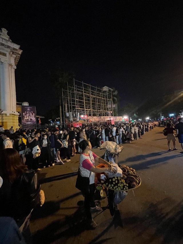 Cảnh tượng chưa từng có tại Việt Nam- Ảnh 2.