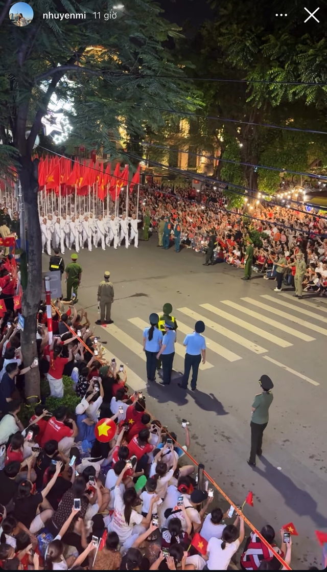 Vợ Duy Mạnh, Văn Quyết khoe góc đu concert quốc gia tuyệt đối điện ảnh từ biệt thự 6 tầng mặt phố Hà Nội- Ảnh 3.