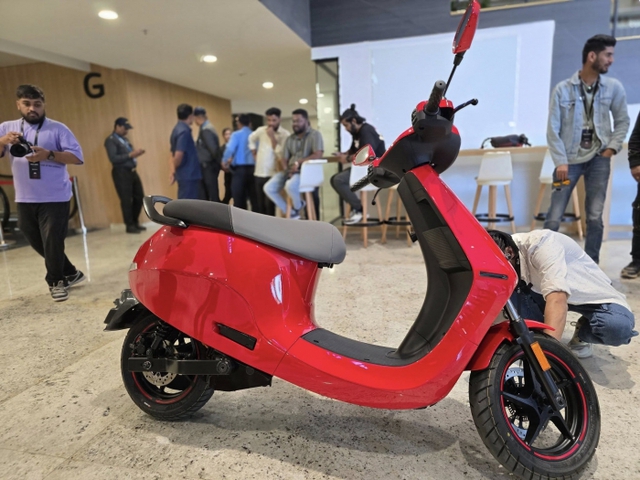 Xe điện giá 44 triệu đồng, tốc độ 141km/h và 2 phanh ABS- Ảnh 1. Xe điện giá 44 triệu đồng, tốc độ 141km/h và 2 phanh ABS- Ảnh 1.