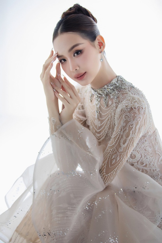 Mỹ nhân “đẹp điên đảo”, át cả 29 Em Xinh trong đêm Chung kết, cam lia tới đâu sốc visual tới đó!- Ảnh 7.
