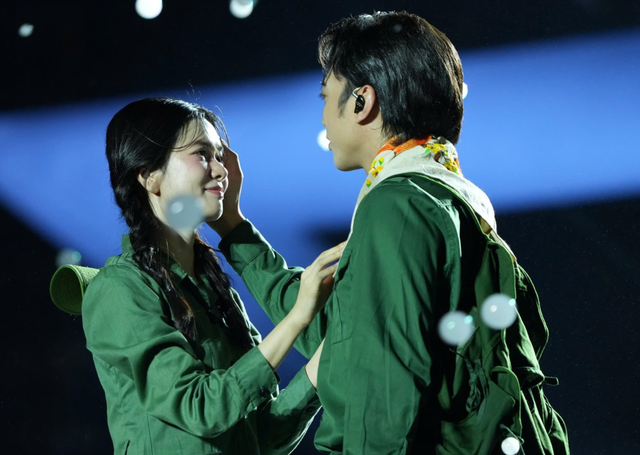 Cô gái 2 lần làm ngoại lệ của SOOBIN: Xinh như công chúa khiến “đàng trai” cứ dán mắt vào- Ảnh 5.