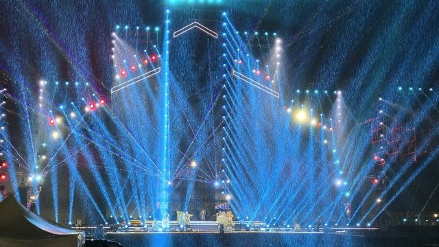 Mưa trắng trời trước giờ concert quốc gia khiến cả ngàn người chờ lấy vé, Cục trưởng Xuân Bắc nói 1 câu nghe mà xót- Ảnh 5.