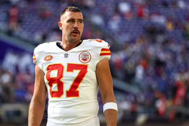Ảnh: Toàn bộ dòng thời gian hẹn hò lãng mạn của Taylor Swift và Travis Kelce trước màn đính hôn bùng nổ cõi mạng- Ảnh 12.