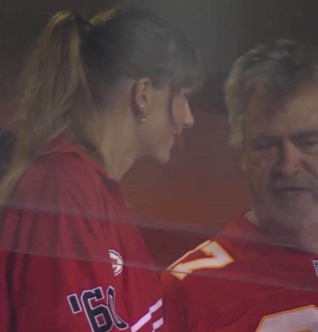 Ảnh: Toàn bộ dòng thời gian hẹn hò lãng mạn của Taylor Swift và Travis Kelce trước màn đính hôn bùng nổ cõi mạng- Ảnh 20.