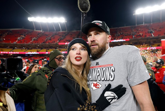 Ảnh: Toàn bộ dòng thời gian hẹn hò lãng mạn của Taylor Swift và Travis Kelce trước màn đính hôn bùng nổ cõi mạng- Ảnh 32.