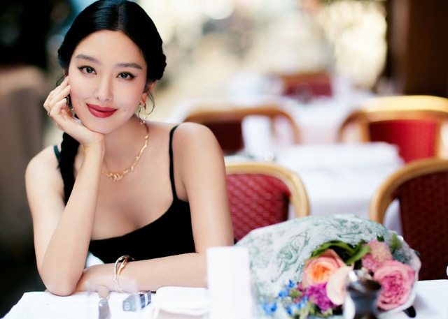 Bản sao Lưu Diệc Phi sinh con cho thiếu gia có vợ, bị cấm bước chân vào hào môn?- Ảnh 2.