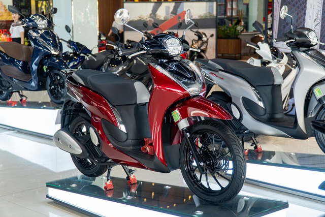 Honda SH Mode hạ giá kịch sàn, rẻ chưa từng có- Ảnh 1. Honda SH Mode hạ giá kịch sàn, rẻ chưa từng có- Ảnh 1.
